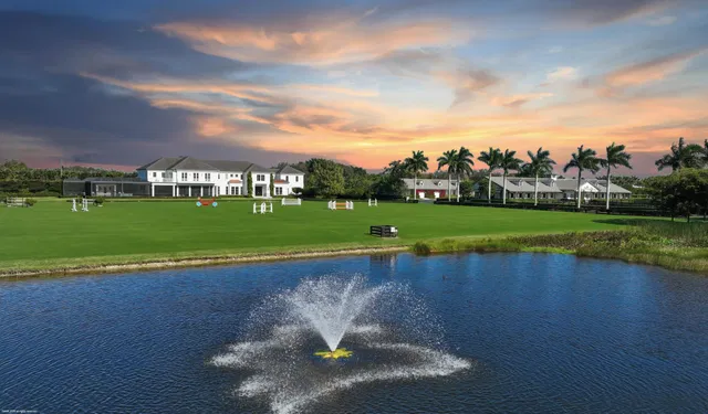 Palm Beach Point Residence photo 17