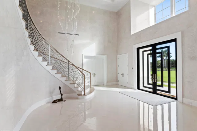 Palm Beach Point Residence photo 25