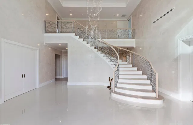 Palm Beach Point Residence photo 26