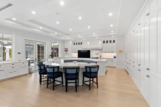 Palm Beach Point Residence photo 39