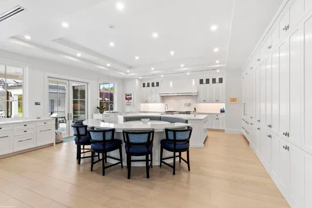 Palm Beach Point Residence photo 40