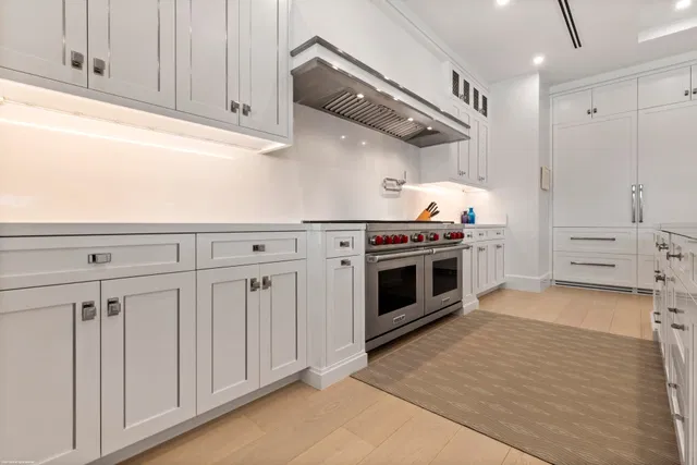 Palm Beach Point Residence photo 42