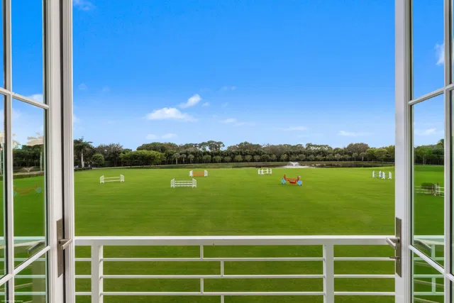 Palm Beach Point Residence photo 60