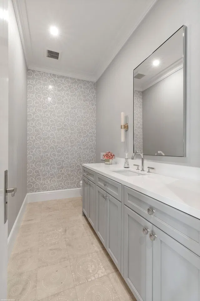 Palm Beach Point Residence photo 81