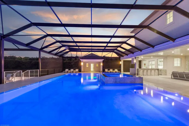 Palm Beach Point Residence photo 96