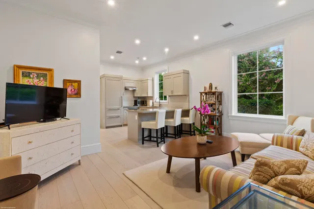 Palm Beach Point Residence photo 100