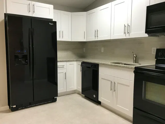 Residence photo 2