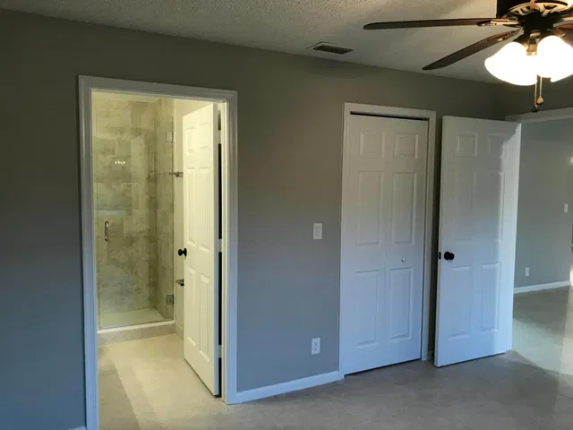 Residence photo 4