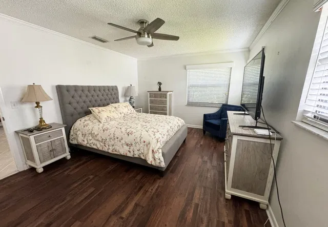 Residence photo 15