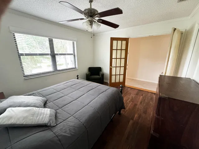 Residence photo 21