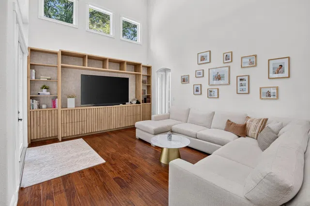  Residence photo 12
