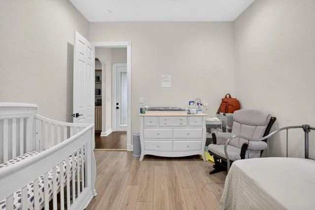  Residence photo 19