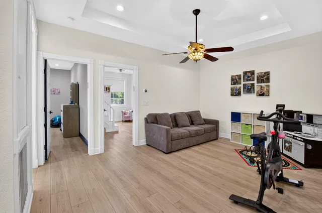 Residence photo 29