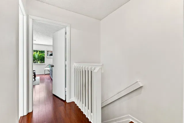 Residence photo 26