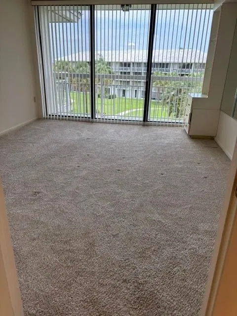  Unit Apt 406 photo 8