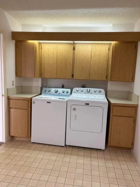  Unit Apt 406 photo 12