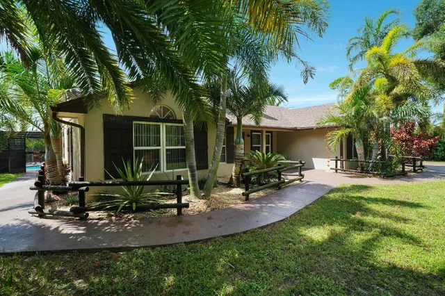 Residence photo 56