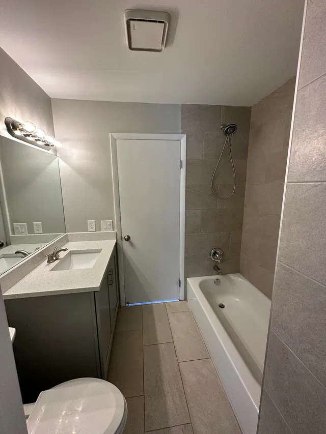  Unit 35 photo 8