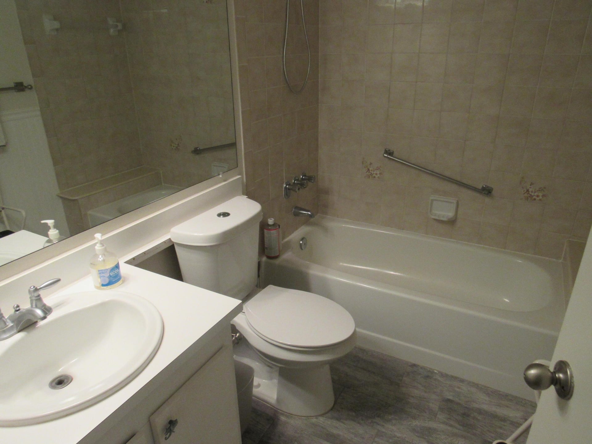 Unit A1 photo 21