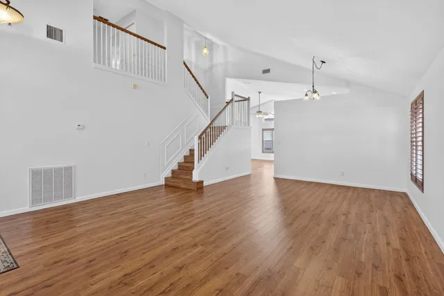  Residence photo 11