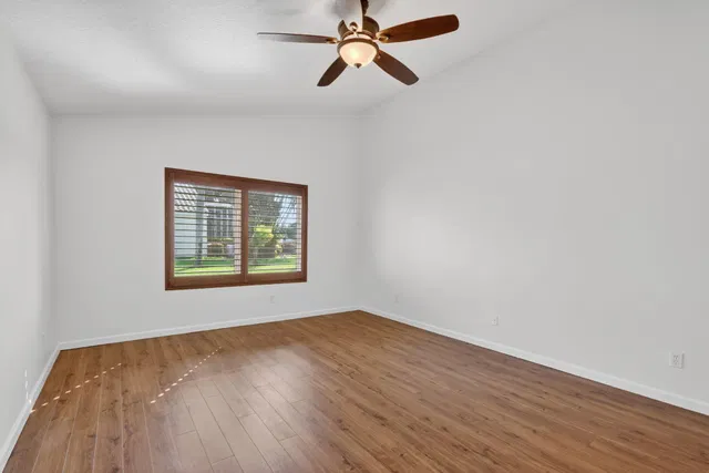  Residence photo 28