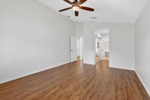  Residence photo 29