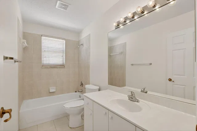  Residence photo 43
