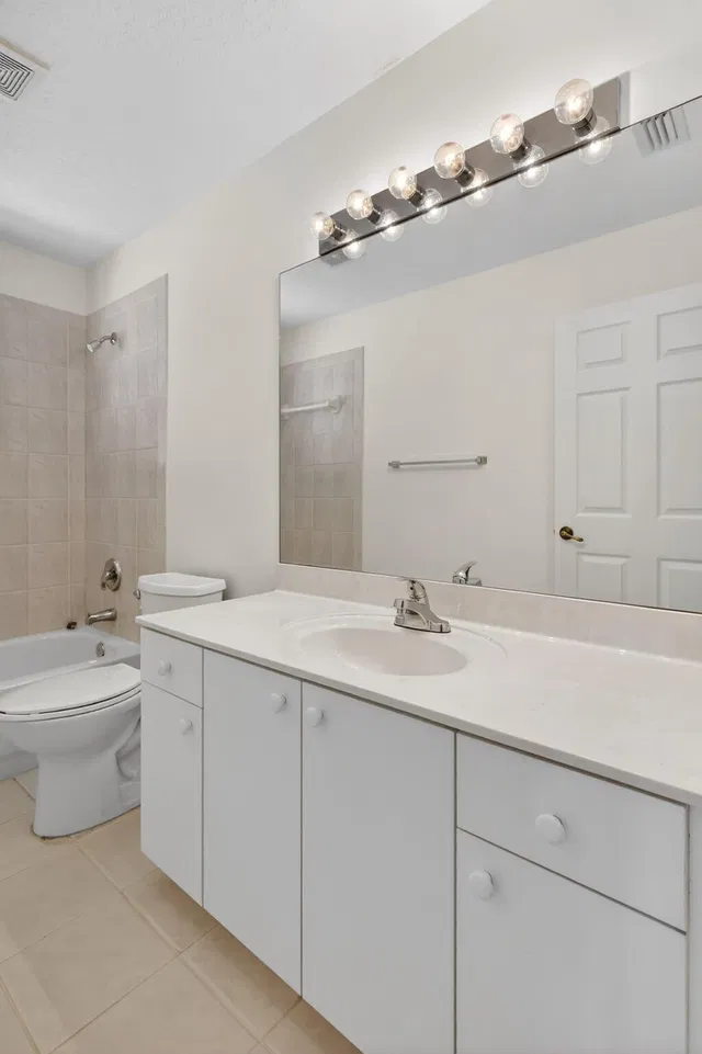  Residence photo 44