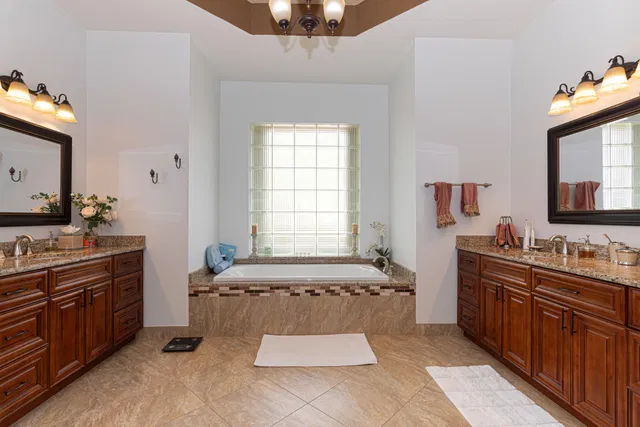  Residence photo 24