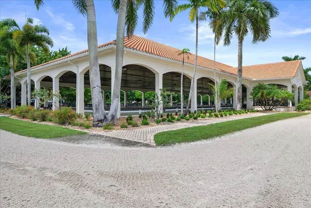 Residence photo 11