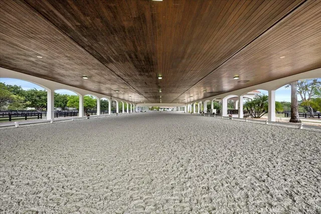 Residence photo 14