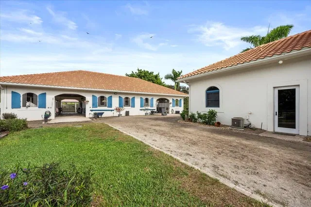 Residence photo 26