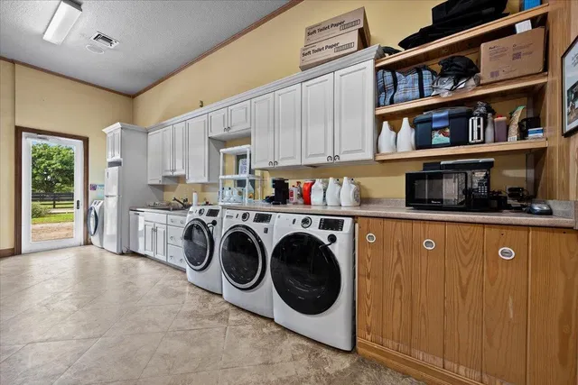 Residence photo 28