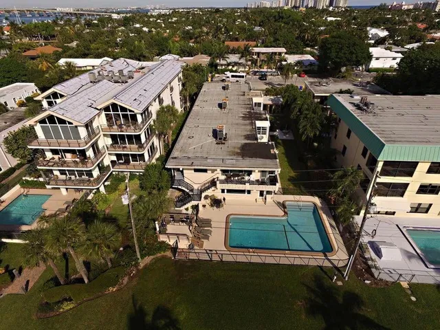 Singer Island Unit 3 photo 10