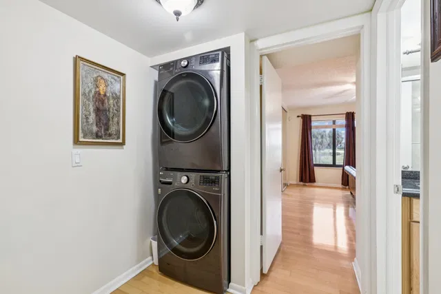  Residence photo 18