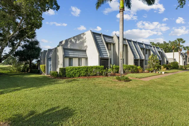  Residence photo 29