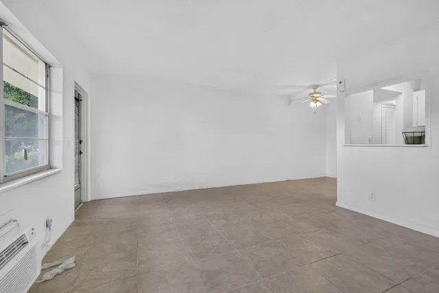Unit 210 photo 2