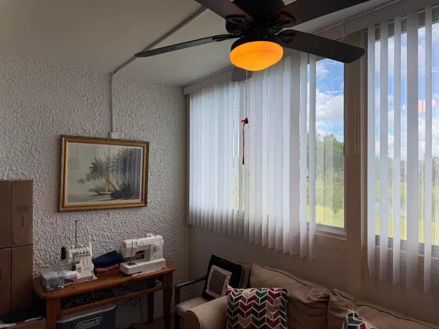 Unit 208 photo 17