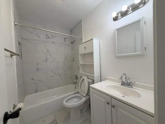 Boca Raton Unit 109 photo 13