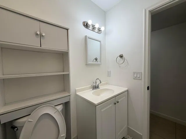 Boca Raton Unit 109 photo 14