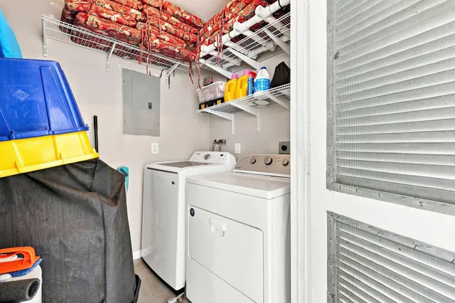  Residence photo 22