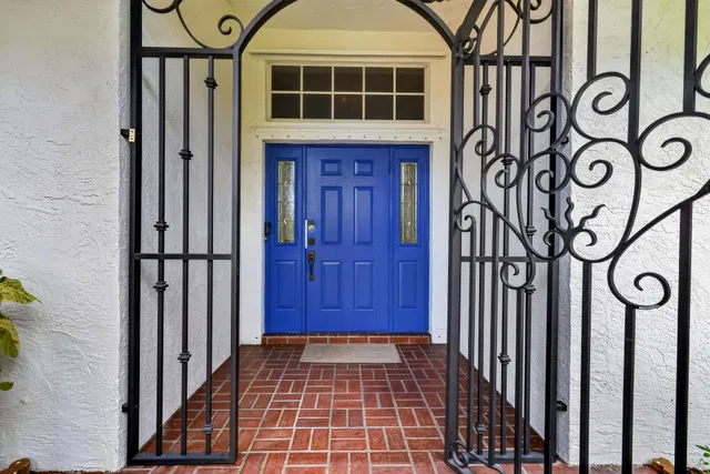 Residence photo 5