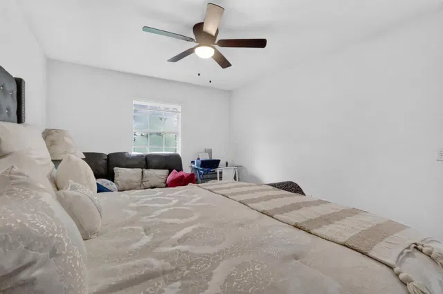 Residence photo 41