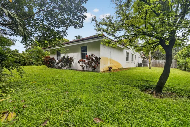 Residence photo 51