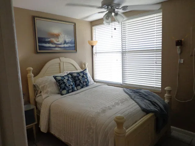 Residence photo 10