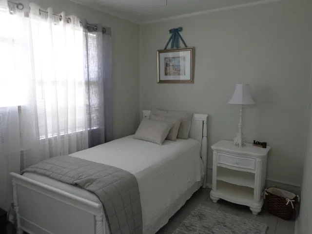 Residence photo 12
