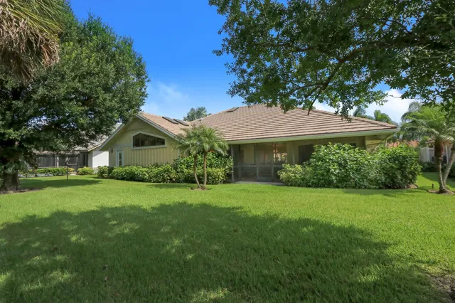 PGA National Palm Beach Gardens Residence photo 26