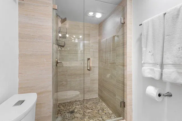  Unit 506 photo 24
