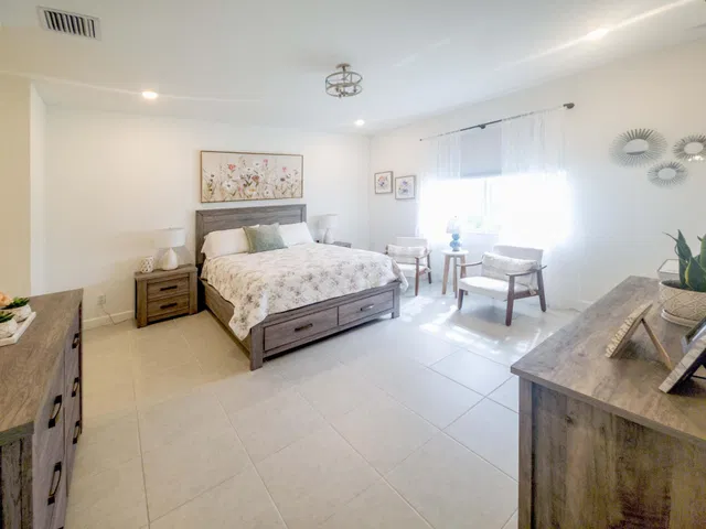 Residence photo 10