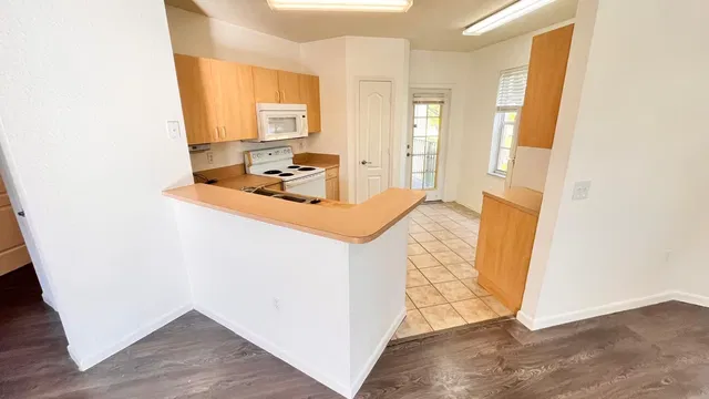 Residence photo 11